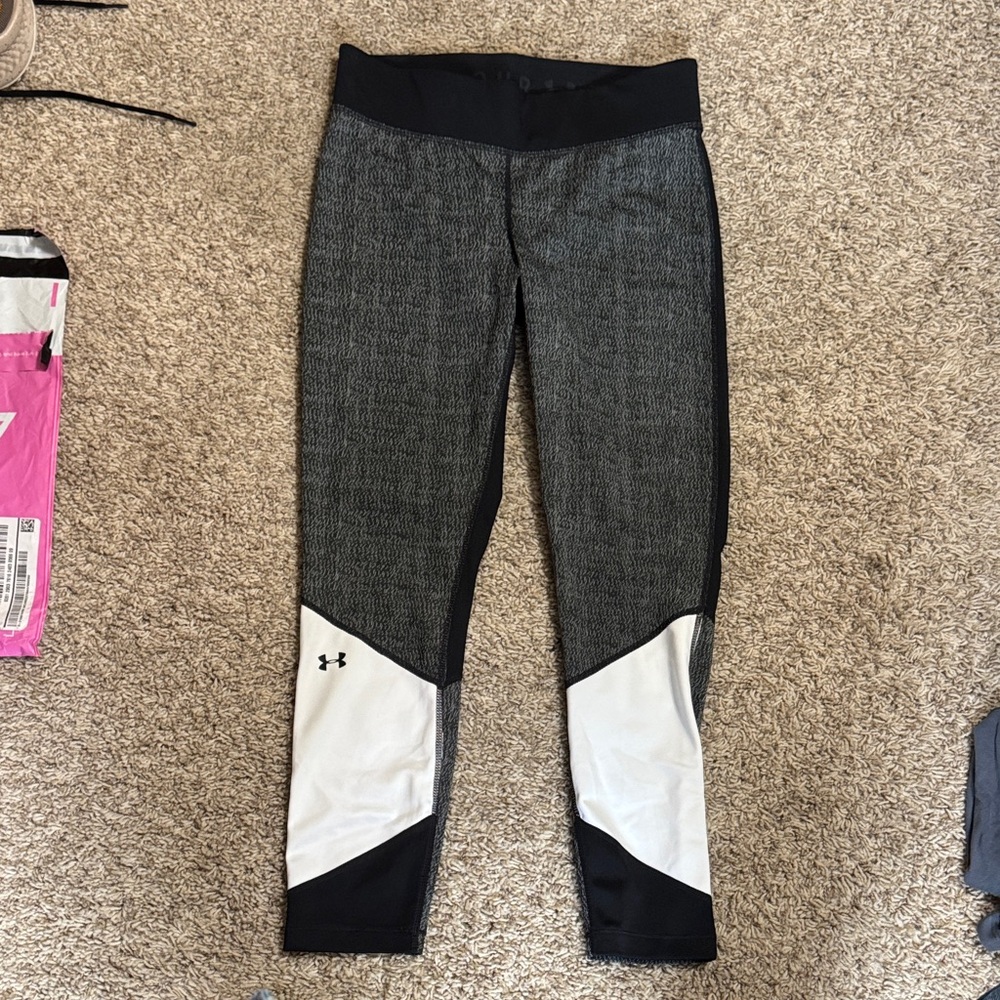 Under Armour Black and White Patterned Leggings